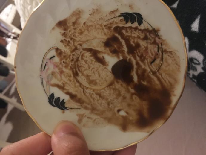 Rica etsem yardımcı olur musunuz 😀falıma bakar mısınız?
