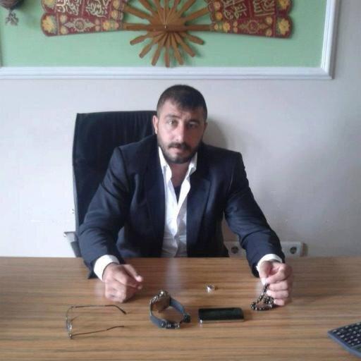 Ankete katılmanızı ve yorumlarınızı bekliyorum.. Sizce hangi mafya babası ve kabadayı kuvvetli?