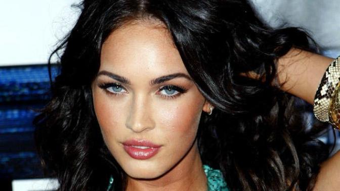 Sizce megan fox 'mu? scarlett johansson 'mu megan fox/scarlett johansson?