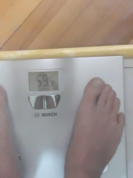 59 kilo sizce erkek için nasıl?
