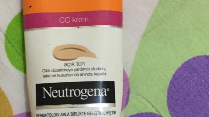 Kızlar Pure Beauty Cc Cream ve Neutrogena Visibly clear Cc cream kullanan  var mı hangisinden memnunsunuz?