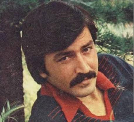 Sizce Yeşilçam'ın en yakışıklı erkek oyuncusu hangisidir?