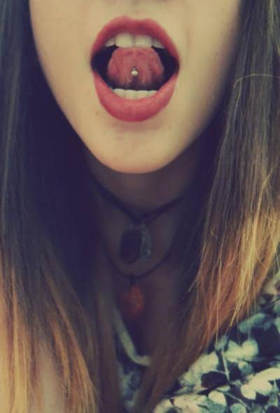 Dil piercing erkeklerin kolay boşalması için değil mi?