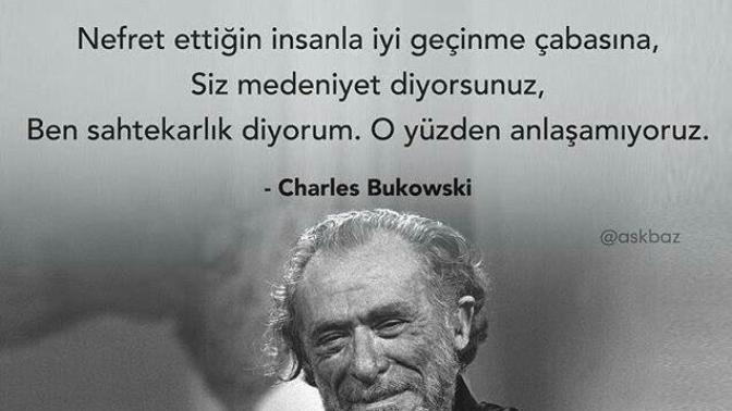 Nefret edip de iyi davranmak zorunda kaldığınız biri var mı?