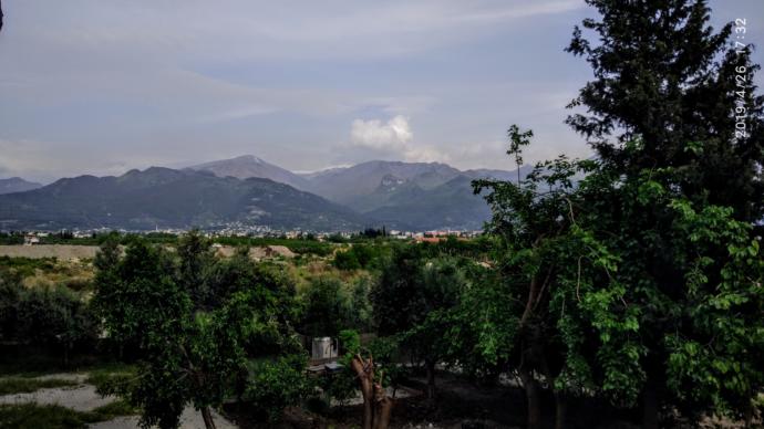 Aşk ile içilen kahve mi yalnız içilen kahve mi daha tatlıdır?