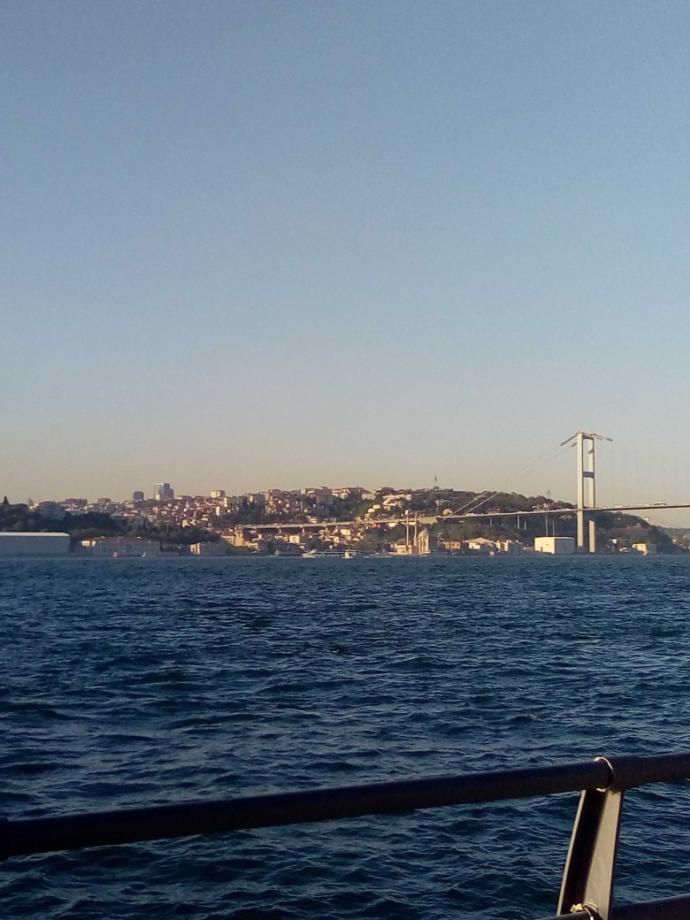Bu Üsküdar'ın karşısı neresi oluyor?