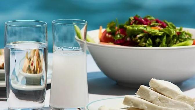 Rakının yanına en güzel ne eşlik eder?