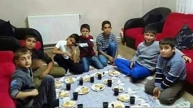 Arkadaş arasında konuşurken “kanki, bro, kuzen” tarzı kullandığınız kelimeler var mı?