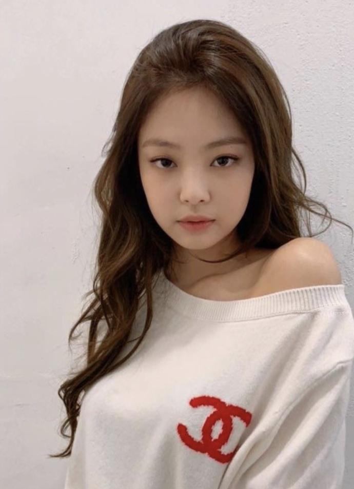Hangi Blackpink üyesi daha güzel?