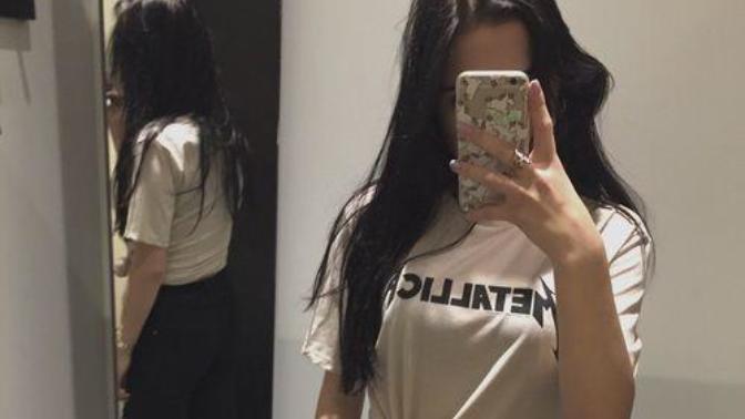 Neden agzınıza telefon sokup foto cekıyorsunuz?