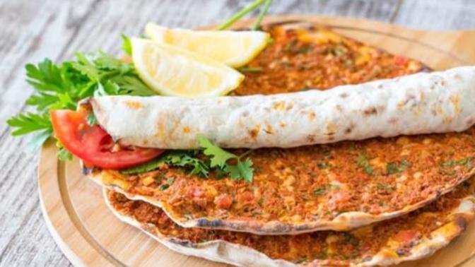 Sizce Lahmacun Mu Pizza mı Yoksa Hamburger Mi 🙄😁?