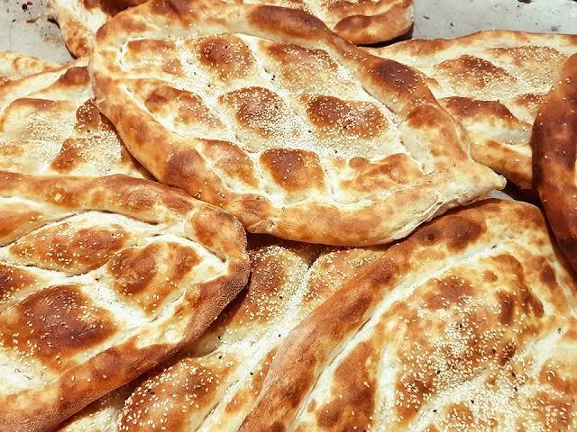 Somun ekmek mi açık ekmek mi?