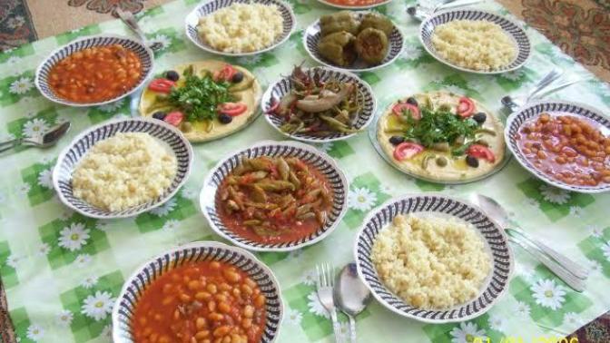 Yer sofrası mı yemek masası mı?