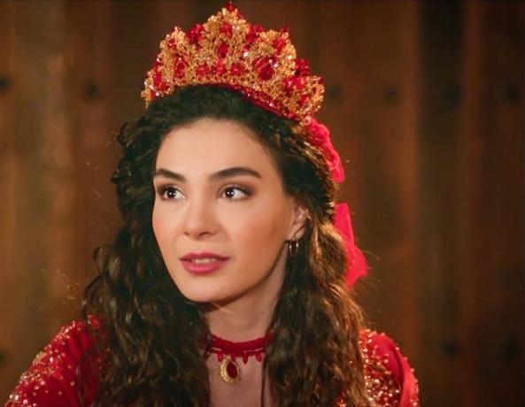 HERCAİ EBRU ŞAHİN GÜZEL Mİ SİZCE?