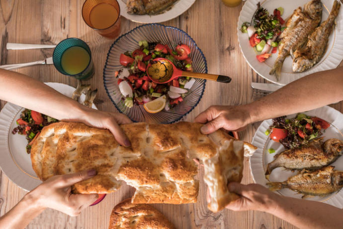 İftar hazırlayan eş/sevgili mi daha fedakardır, sahur hazırlayan mı?