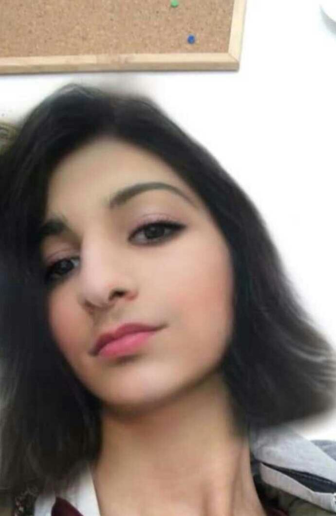 İnstagramda erkekleri kıza kızları erkeğe çeviren efekti nasıl yapıyorlar?