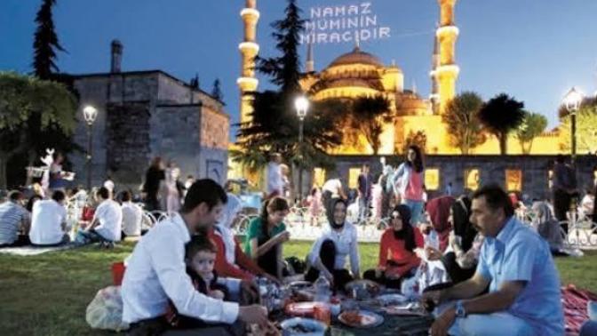 Ramazan bitiyor diye hüzünleniyor musunuz?