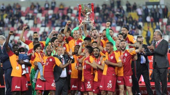 Galatasaray 22. kez şampiyon! Maç ve şampiyonluk ile ilgili düşünceleriniz nedir?