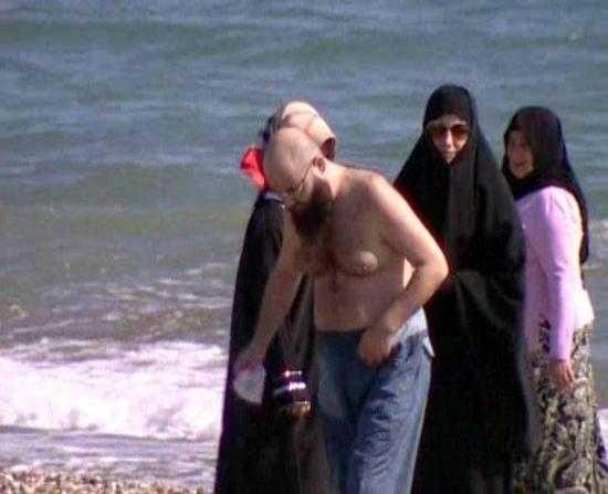 Cübbeli Ahmet Hoca manken gibi diymi?