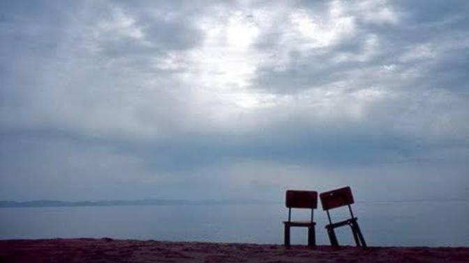 Aşkta en dibi gördüğünde kaybettikten sonra en derine indiğinde yalnızlığa mahkum olduğunu hissettiğin de ne yaparsın?