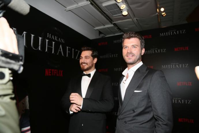 Hollywoodun Leonardo Dicaprio ve Brad Pitt'i varsa bizim de Kıvanç Tatlıtuğ ve Çağatay Ulusoy'umuz var öyle değil mi?