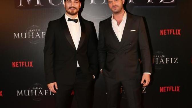 Hollywoodun Leonardo Dicaprio ve Brad Pitt'i varsa bizim de Kıvanç Tatlıtuğ ve Çağatay Ulusoy'umuz var öyle değil mi?
