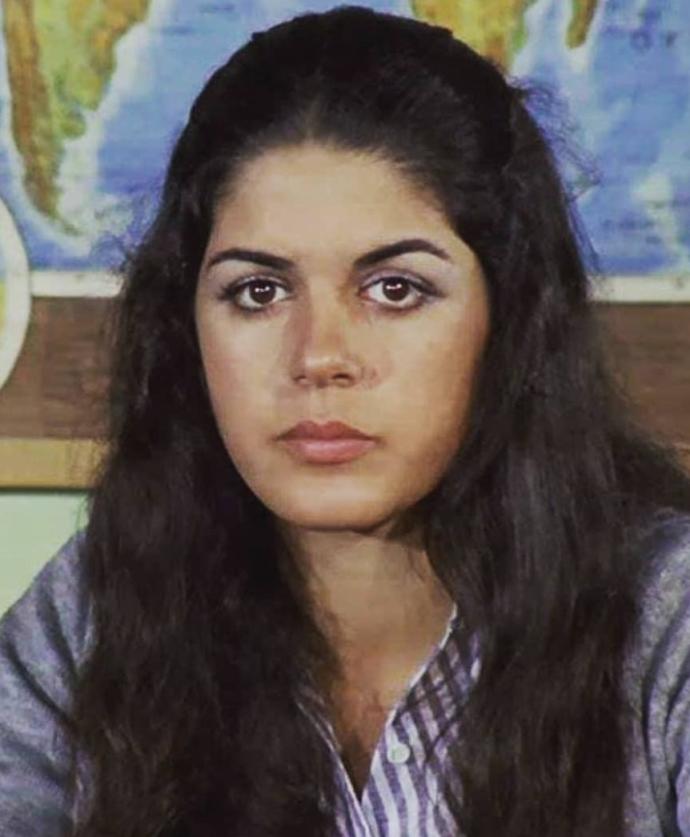 Hangisi daha güzel, Gülşen Bubikoğlu mu Semra özdamar mı?