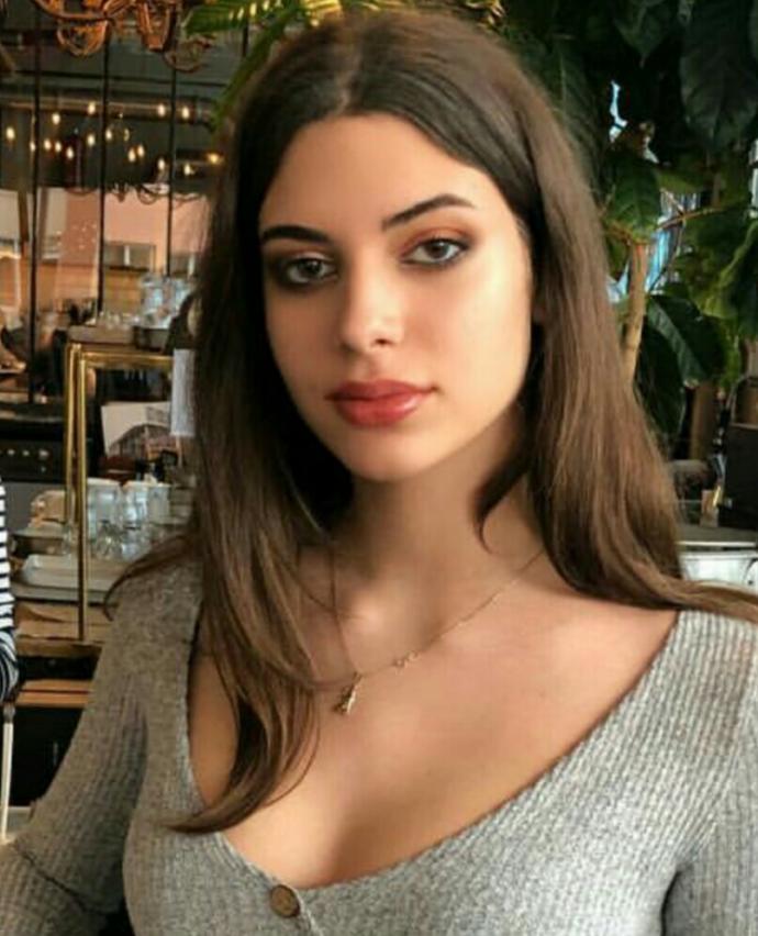Barbara Palvin mi Derin Talu mu daha güzel? 