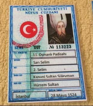 Bu sana ilk hediyem Artık sende bizden birisin varlığının ispatıdır😀😀💋💋