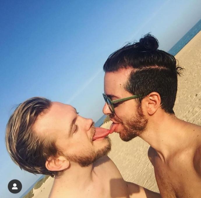 Gay evlilik sizce ülkemize gelmeli mi?