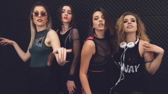 Hangisi grup daha iyi, hangisini beğeniyorsun?
