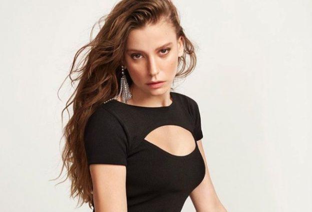 Serenay Sarıkaya'nın saç rengi nedir?