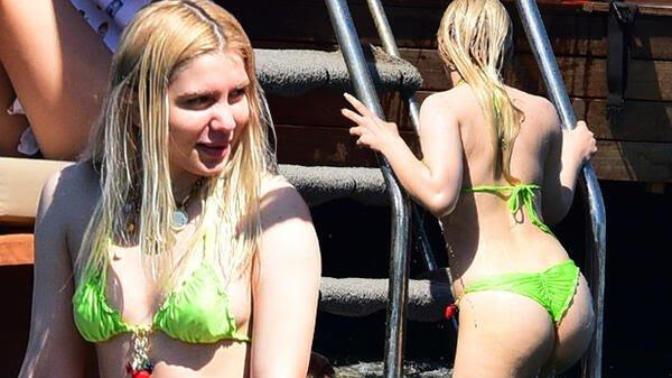Aleyna Tilki'nin bikini tercihini nasıl buldunuz?