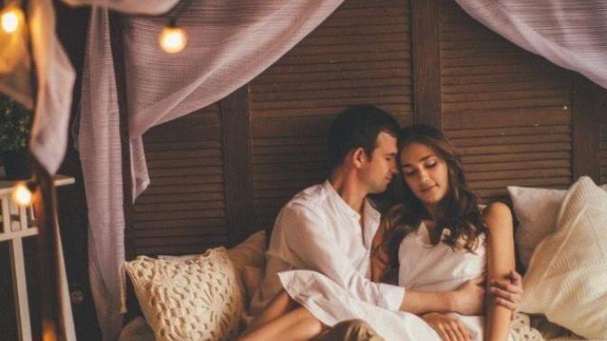 Romantik ortamda sevişmek romantik seksi de beraberinde getirir mi?