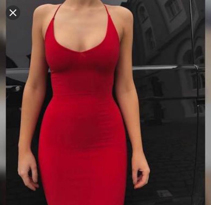 Bana göre ideal kız fiziği resimdeki gibi zayıf göğüslü ve kalçalı sizce ideal kadın fiziği nasıl?