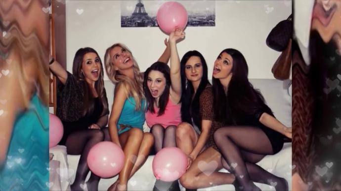 Seksi, kadınsı pozlar nasıl verilir?