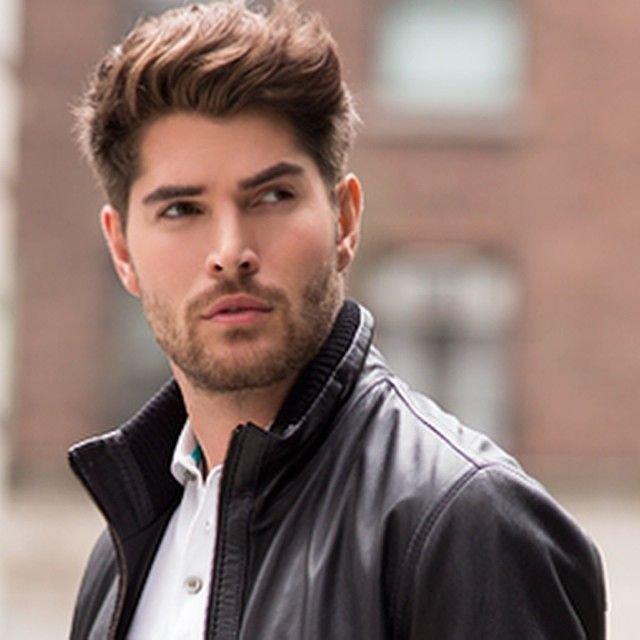 Dünyanın en yakışıklı 100 erkeği yarışında yarı final: Nick Bateman vs Barış Arduç! Hangisi finale çıkar?