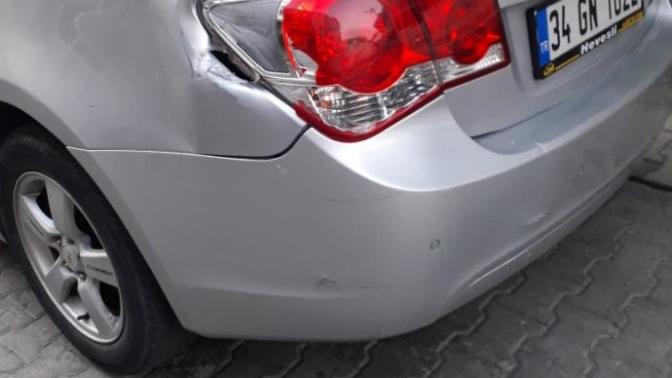 Far camı satılıyor mu? Komple farı mı değişmem gerekiyor illa?