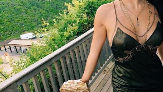 Sizce Hande Erçel güzel mi?