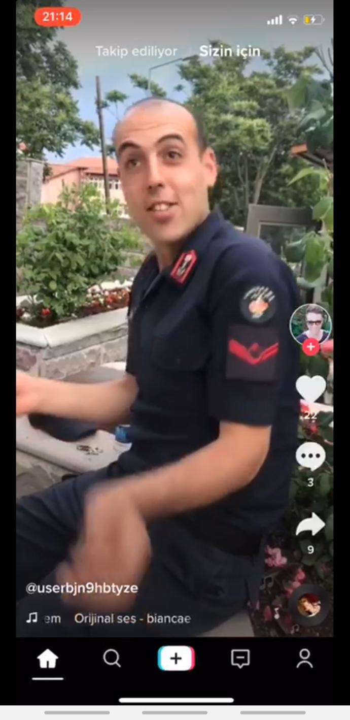 Askeri personelin resmi üniforma ile tiktok olmasına ne diyorsunuz?