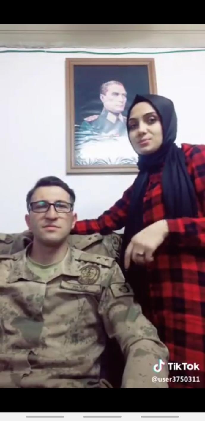 Askeri personelin resmi üniforma ile tiktok olmasına ne diyorsunuz?