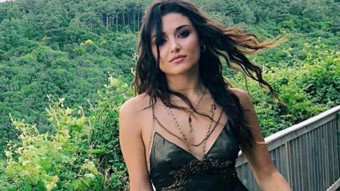 Hande Ercel'in fizigi güzel mi?