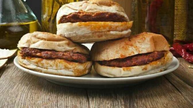Islak hamburger sever misiniz?