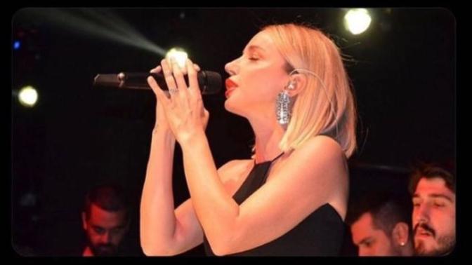 Şarkıcıların kazandıkları para sizce çok mu? Konser bilet fiyatları hakkında ne düşünüyorsunuz?