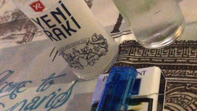 Şarap yaşayanlar için rakı ise hikayesi yarım kalanlar içindir doğrumu?