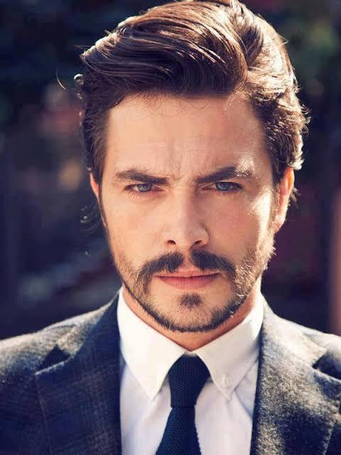 Batman (Bruce Wayne) karakterini bir Türk oyuncu  canlandıracak olsa, kimin canlandırmasını isterdiniz?