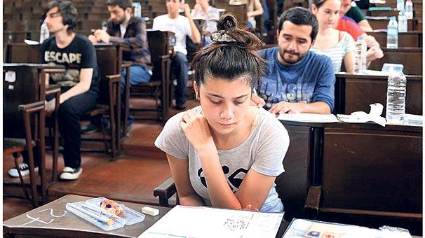 Sınav günü regl olmak
