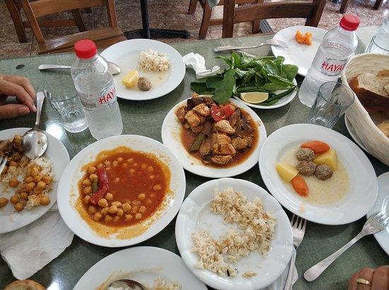 Ev yemeklerini mi tercih edersiniz, yoksa restorandan mı yersiniz?