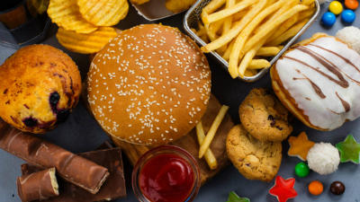 Türk toplumuna ev yemeği mi yoksa fast food mu kilo aldırıyor?