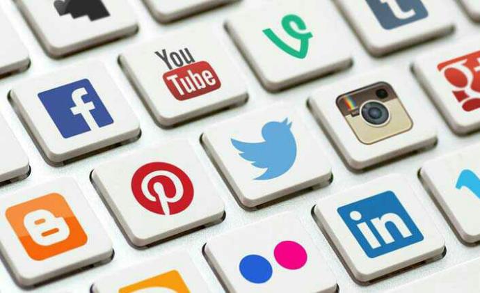 15-20 Yaş Arası gençlerin takıldığı sosyal medya platformu veya bir site varmı?